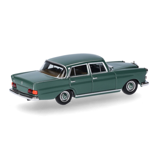 Herpa 420457-004 , Mercedes-Benz 200 Tailfin zielony , Skala 1:87